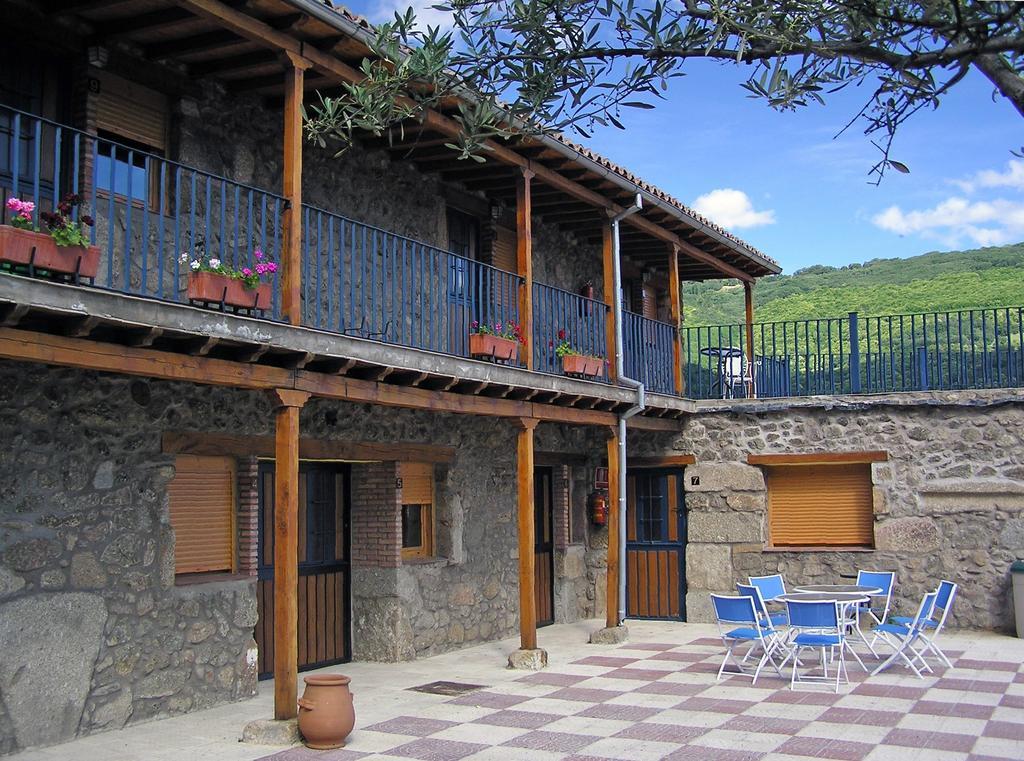 Albergue El Solitario Banos De Montemayor Room photo